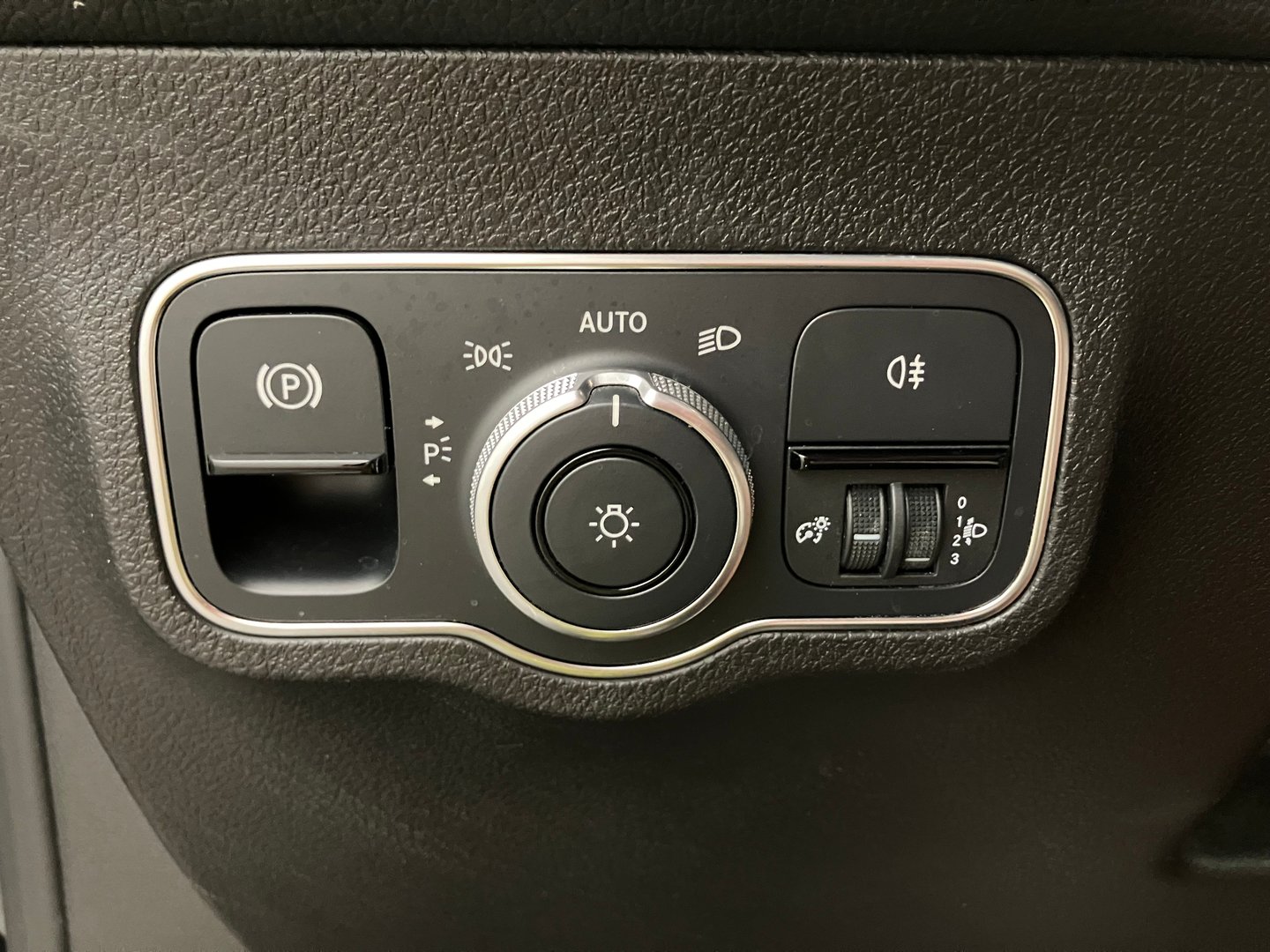 Mercedes GLB 200 d Aut. | Bild 10 von 30