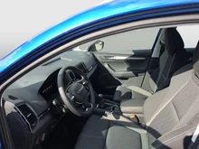Škoda Karoq Selection TSI in Race-Blau Metallic