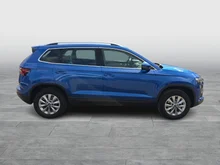 Škoda Karoq Selection TSI in Race-Blau Metallic
