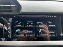 Audi A3 Sportback 30 TDI S line exterieur in Mythosschwarz Metallic