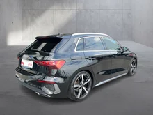 Audi A3 Sportback 30 TDI S line exterieur in Mythosschwarz Metallic