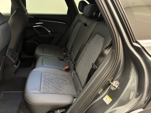 Bild eines Audi Q5 e-hybrid quattro 270 KW