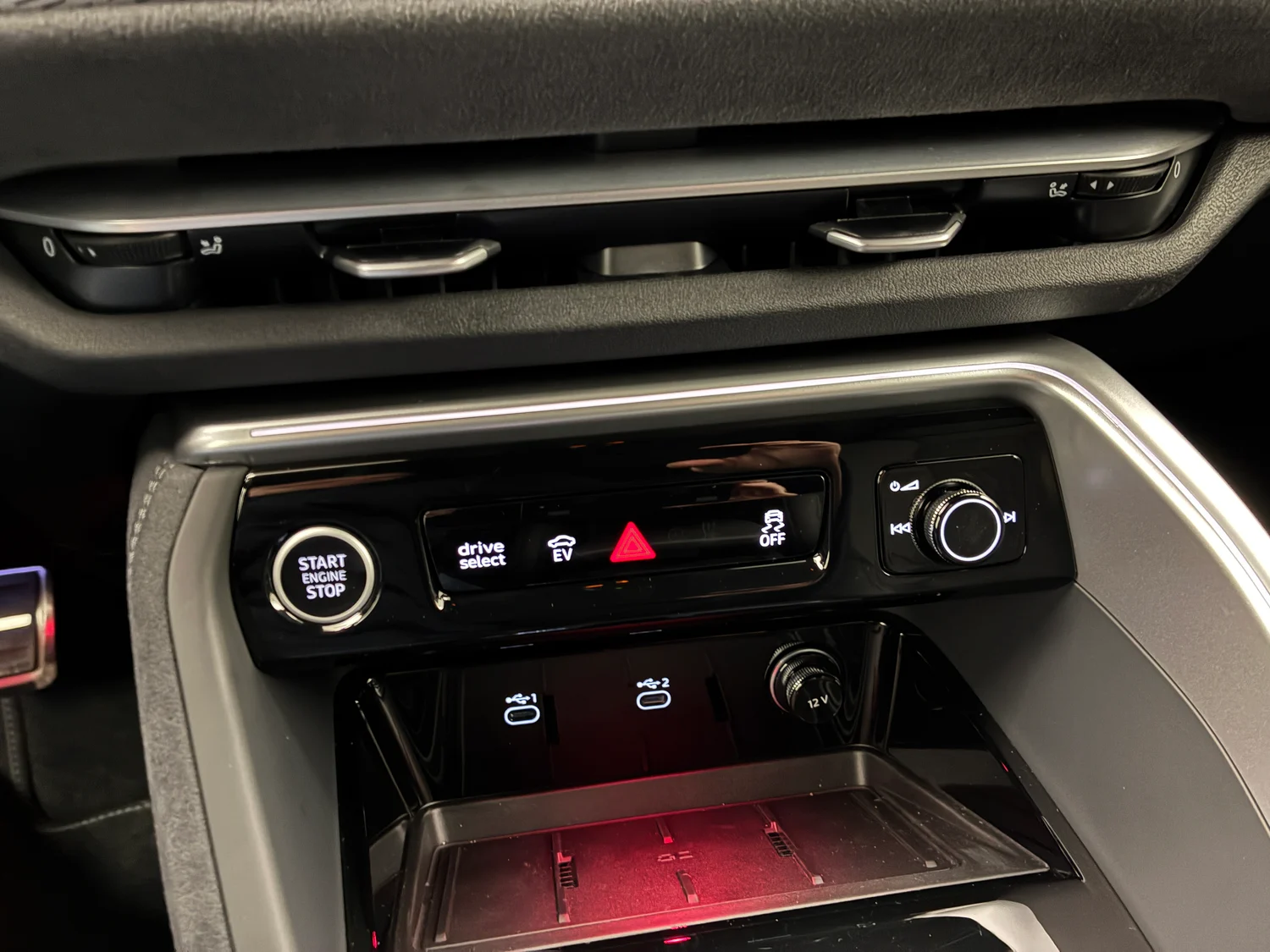 Bild eines Audi Q5 e-hybrid quattro 270 KW