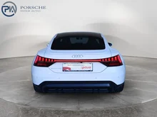 Audi e-tron GT in ibisweiß