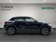 VW T-Roc 4Me TSI in Deep Black Perleffekt