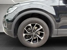 VW T-Roc 4Me TSI in Deep Black Perleffekt