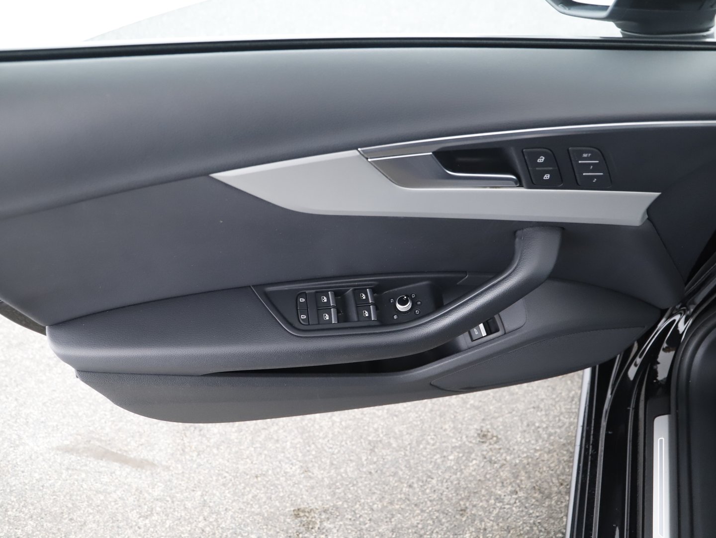 Audi A4 Avant 40 TDI S line | Bild 10 von 30