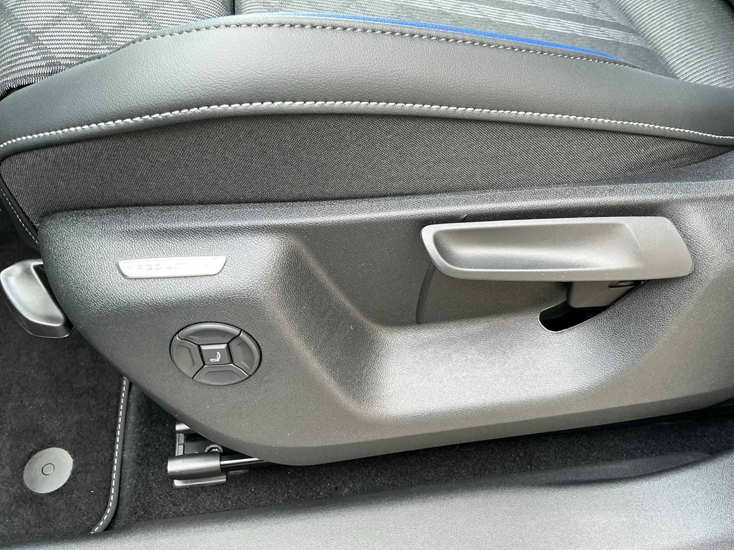 Bild eines VW Tiguan Sport TDI 4MOTION DSG