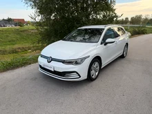 VW Golf Variant Life TDI in Pure White