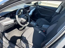 Škoda Octavia Combi Selection TSI mHEV DSG in Graphit-Grau Metallic