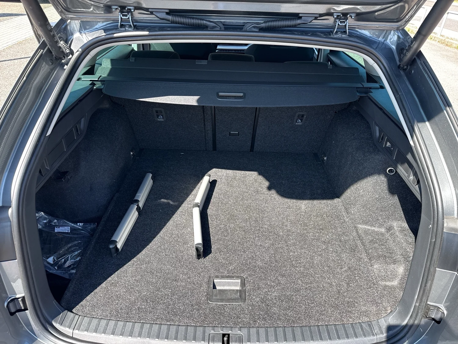 Bild eines Škoda Octavia Combi Selection TSI mHEV DSG
