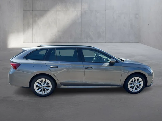 Bild eines Škoda Octavia Combi Selection TSI mHEV DSG
