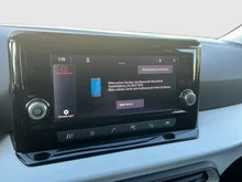 SEAT Arona Austria Edition 1.0 TSI in Emotion-Rot