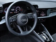 Audi A3 allstreet 35 TFSI in M4 Distriktgrün Metallic