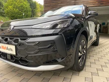 VW T-Roc Life eTSI DSG in Grenadillschwarz Metallic