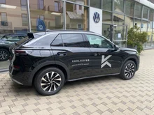 VW T-Roc Life eTSI DSG in Grenadillschwarz Metallic