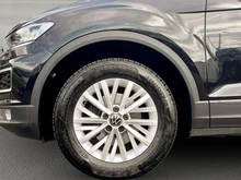 VW T-Roc Design TSI ACT DSG in Deep Black Perleffekt