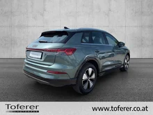Audi Q4 e-tron in Salbeigrün Metallic