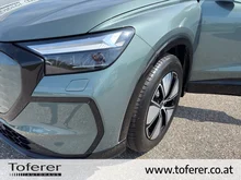 Audi Q4 e-tron in Salbeigrün Metallic