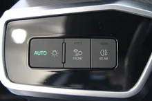 Audi A6 Avant 40 TDI Design in schwarz - normal