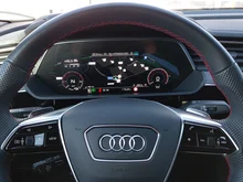 Audi SQ8 Sportback e-tron quattro in Gletscherweiss Met.