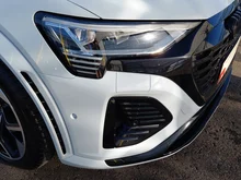 Audi SQ8 Sportback e-tron quattro in Gletscherweiss Met.