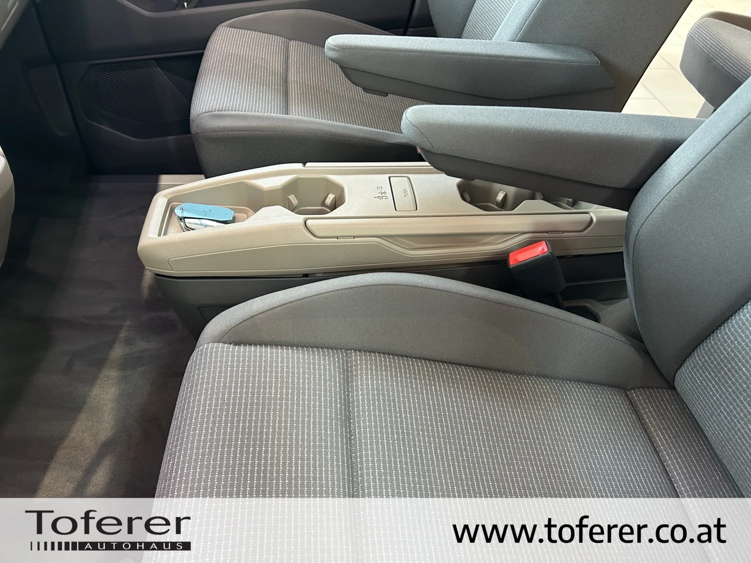 Bild eines Multivan California eHybrid 180 kW 4M