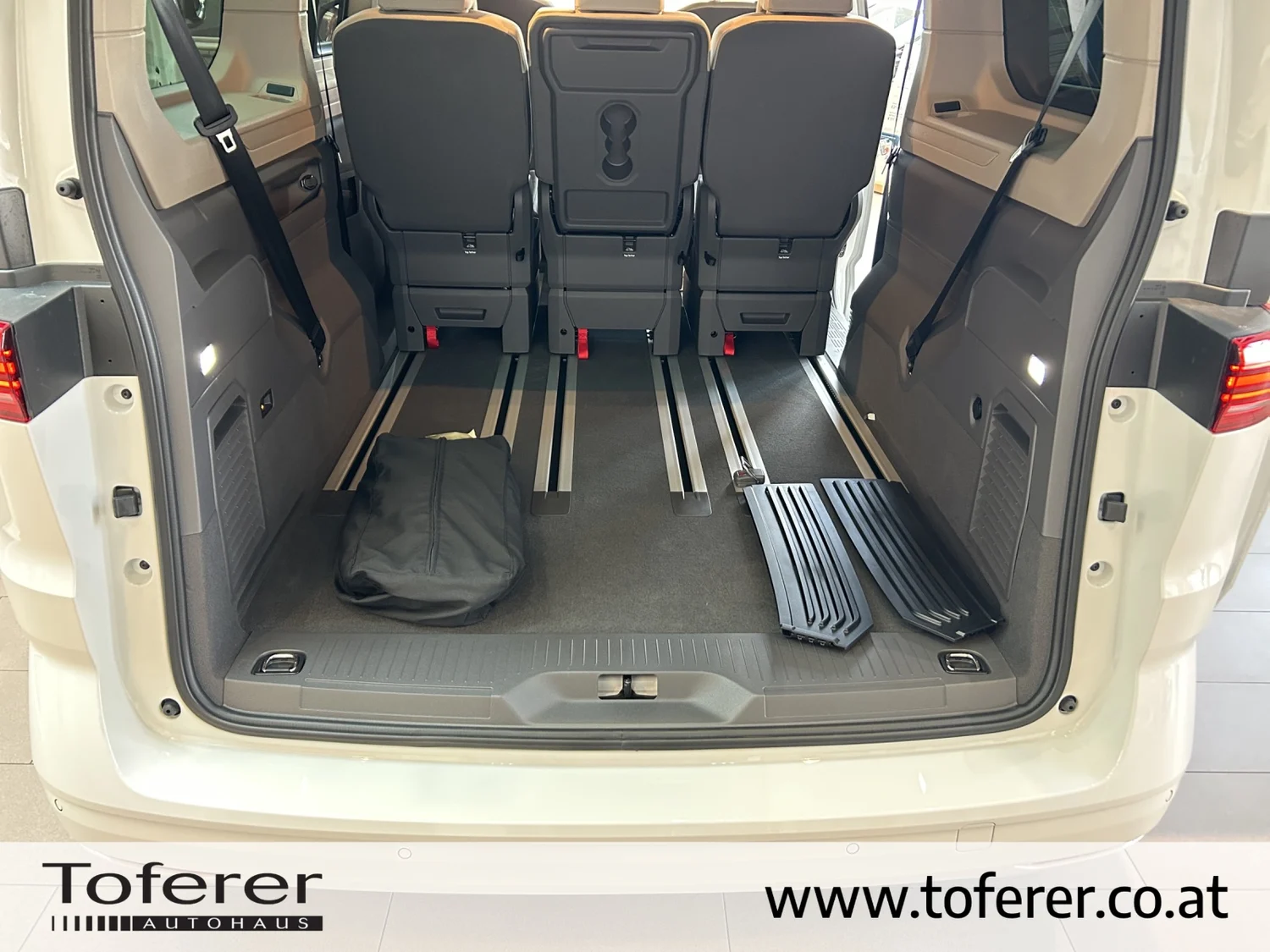 Bild eines Multivan California eHybrid 180 kW 4M