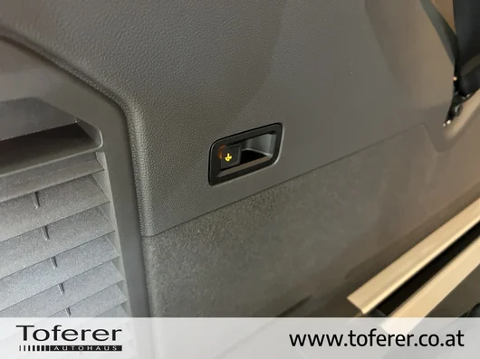 Bild eines Multivan California eHybrid 180 kW 4M