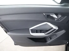 Audi Q3 35 TDI quattro advanced exterieur in MYTHOSSCHWARZ METALLIC