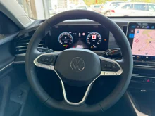 VW Passat Variant Business eTSI DSG in Grenadillschwarz Metallic