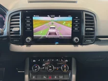 Škoda Karoq Sportline TSI DSG ACT in Black-Magic Perleffekt