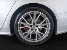 Audi A6 Avant 55 TFSI e quattro Sport in florettsilber metallic