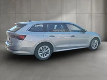 Škoda Octavia Combi Style TDI DSG in Brillant-Silber Metallic