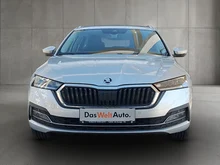 Škoda Octavia Combi Style TDI DSG in Brillant-Silber Metallic