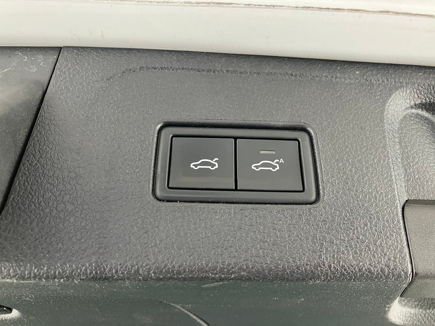 VW Passat Variant Elegance TDI DSG | Bild 18 von 20