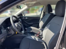 Škoda Scala Essence TSI in Black-Magic Perleffekt