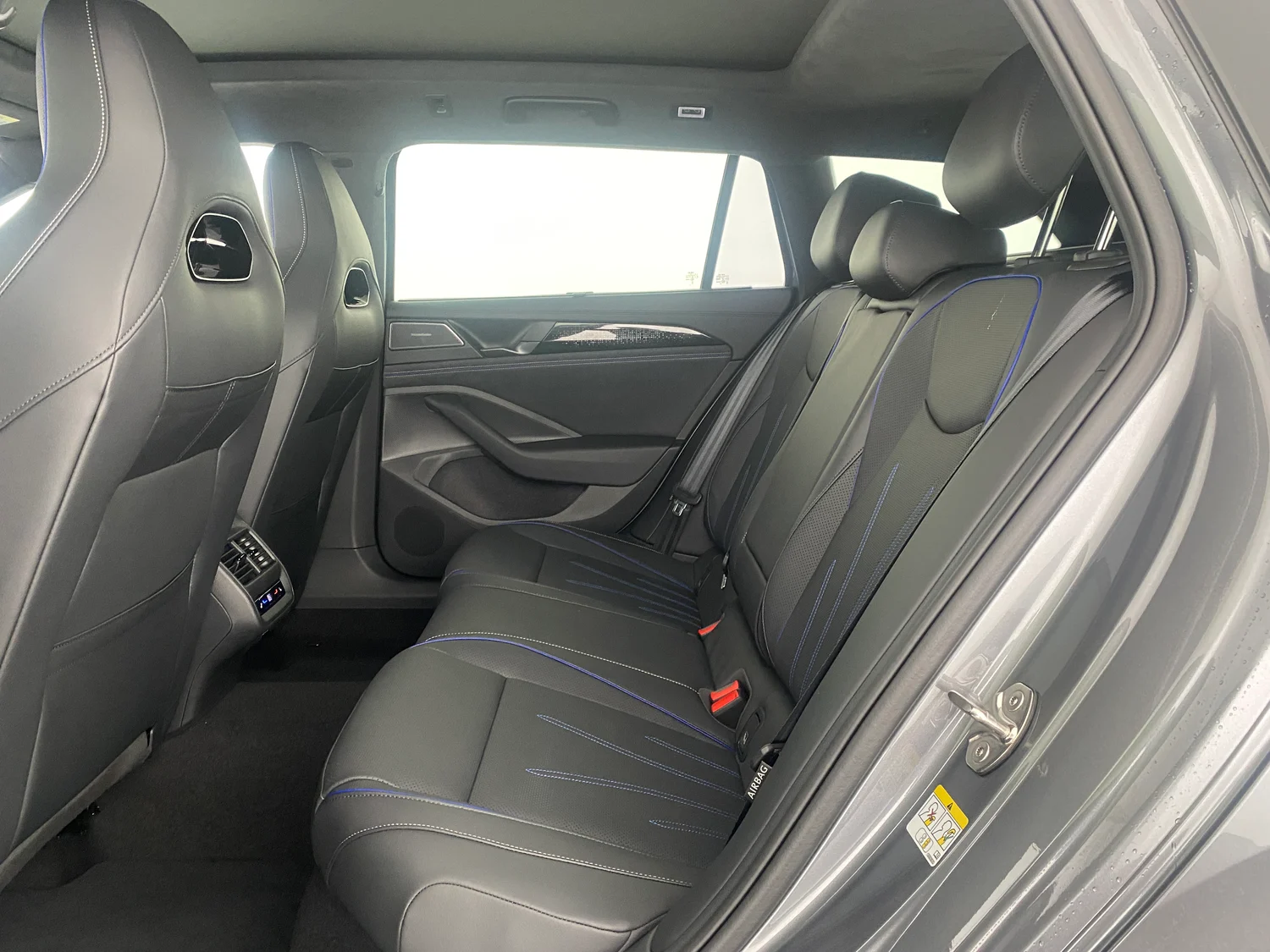 Bild eines VW Passat Variant Sport TDI DSG