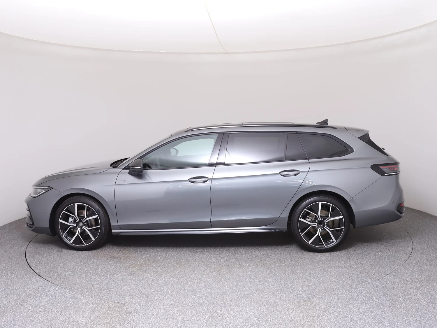 Bild eines VW Passat Variant Sport TDI DSG