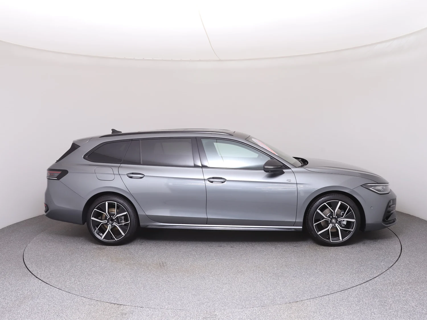 Bild eines VW Passat Variant Sport TDI DSG