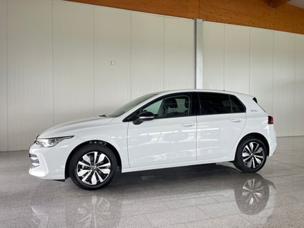 VW Golf Life TSI