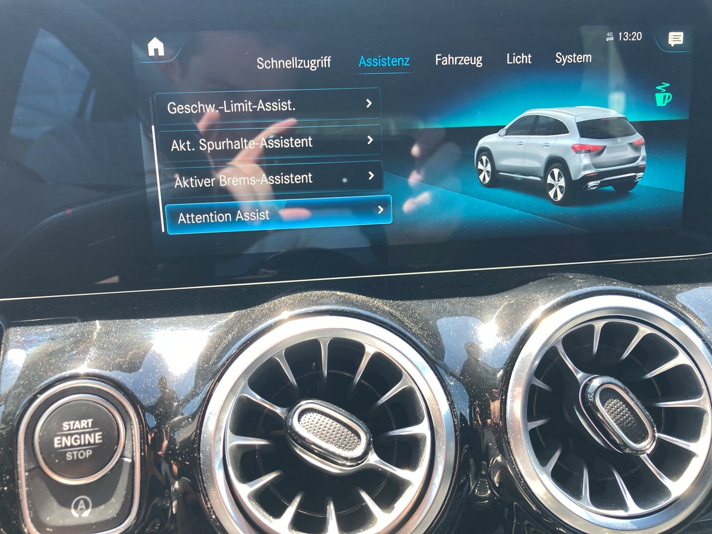 Mercedes GLA 200 d 4MATIC Aut. | Bild 15 von 24