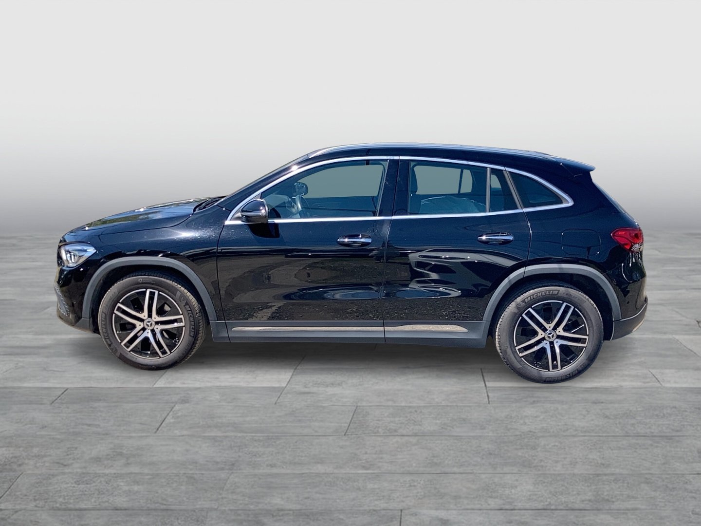 Mercedes GLA 200 d 4MATIC Aut. | Bild 2 von 24