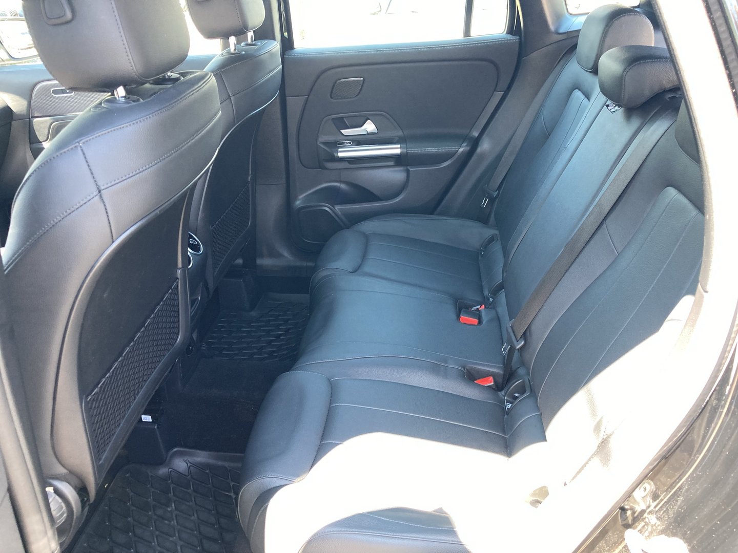Mercedes GLA 200 d 4MATIC Aut. | Bild 18 von 24