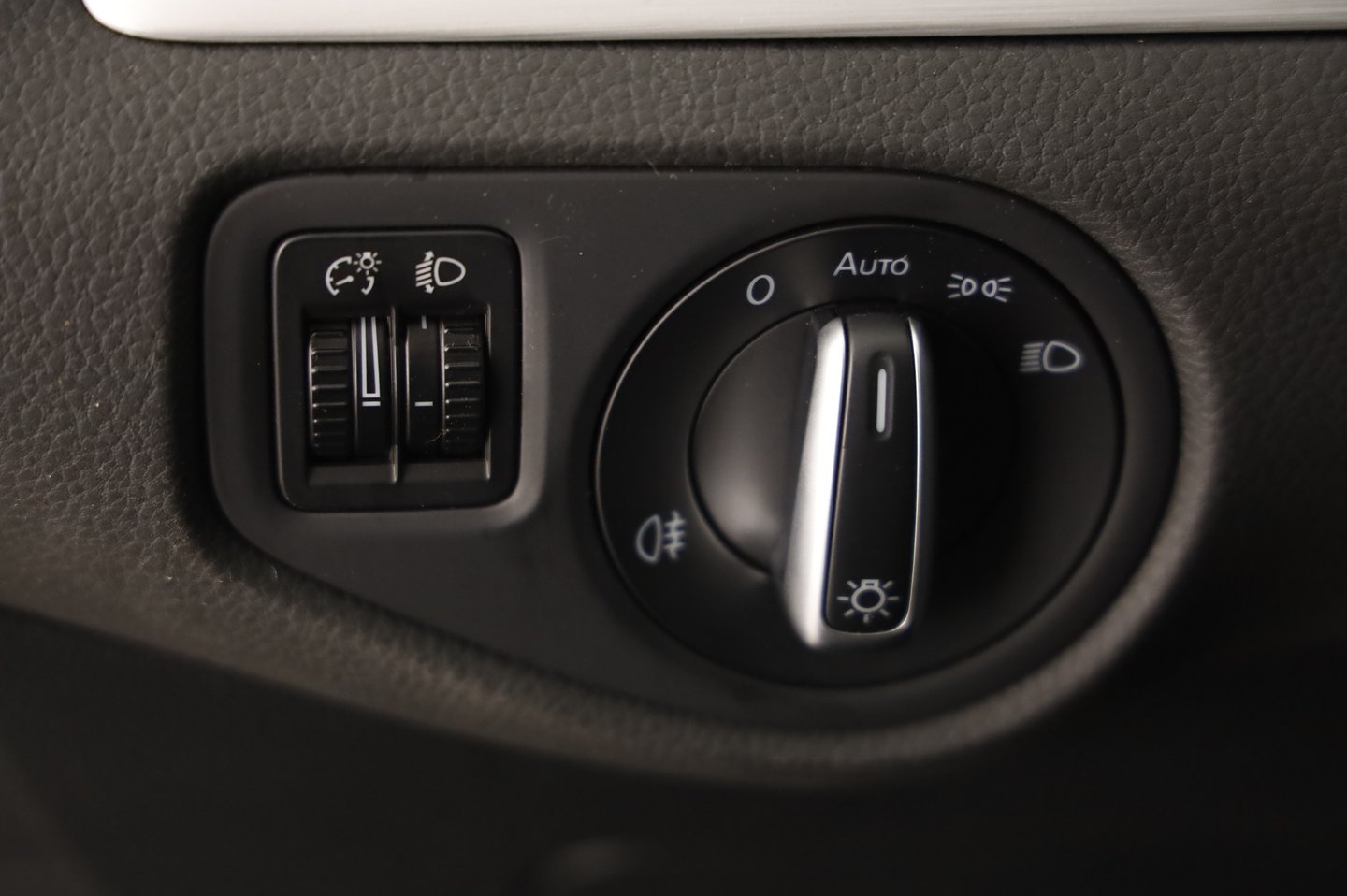 VW Sharan Business+ TSI DSG 5-Sitzer | Bild 16 von 22