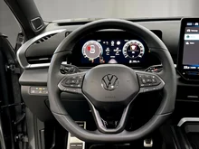VW T-Roc R-Line eTSI DSG in Wolf Grey Dach Black Uni