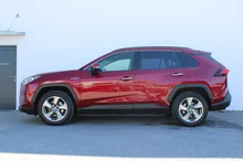 Toyota RAV4 2,5 Hybrid VIP AWD in Pearlrot Metallic