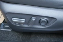 Toyota RAV4 2,5 Hybrid VIP AWD in Pearlrot Metallic