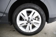 VW Golf Life TDI in URANOGRAU