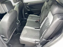 VW Tiguan Allspace R-Line TDI 4MOTION DSG in Pure White